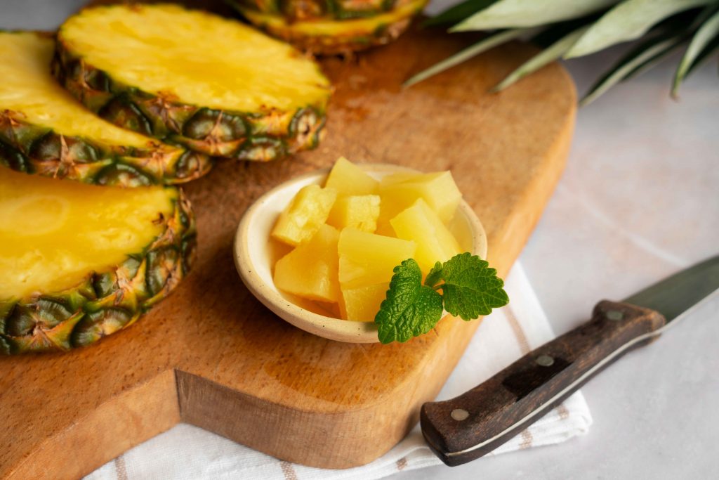 delicious-pineapple-still-life_11zon Fresh pineapple slices and chunks: a tasty option for Pineapple for Weight Loss!