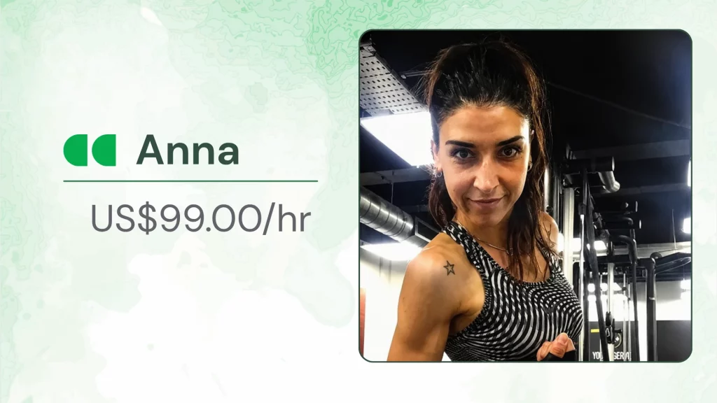 Anna Introduction card for Anna, an online fitness coach for women with live coaching sessions