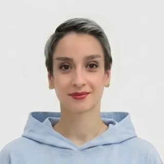 Parisa Taheri, online personal trainer